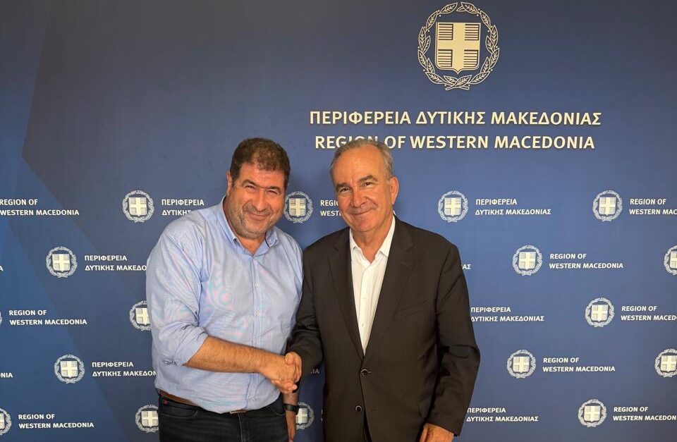 Δρόμος για σύγχρονες και «πράσινες» σχολικές αυλές στα Γρεβενά μετά από συζήτηση με τον Αναπληρωτή Υπουργό Εθνικής Οικονομίας και Οικονομικών, Νίκο Παπαθανάση